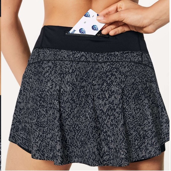Lululemon Quick Pace Skirt (skort) 13” - Picture 9 of 10